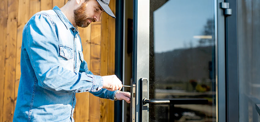 Frameless Glass Storefront Door Locks Replacement in Algonquin