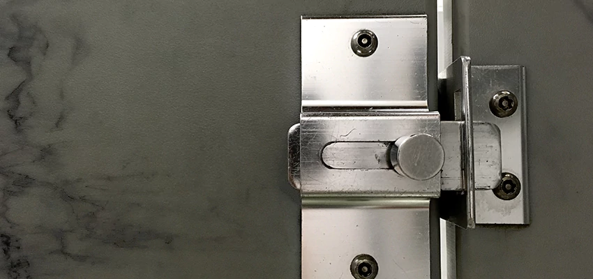 Fix A Room Door Lock in Algonquin